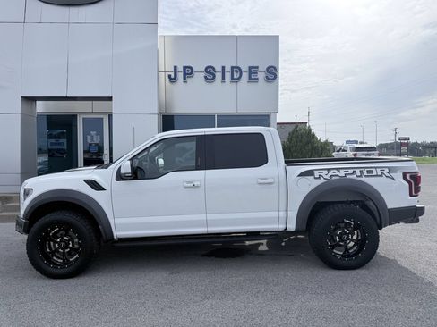Used 2018 Ford F150 Raptor w/ Equipment Group 802A Luxury AWD/4WD image 4