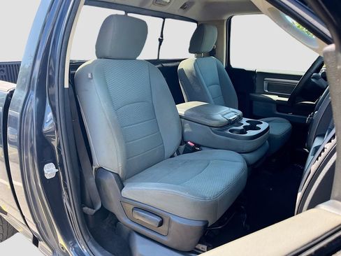 Used 2013 RAM 1500 Express RWD image 21
