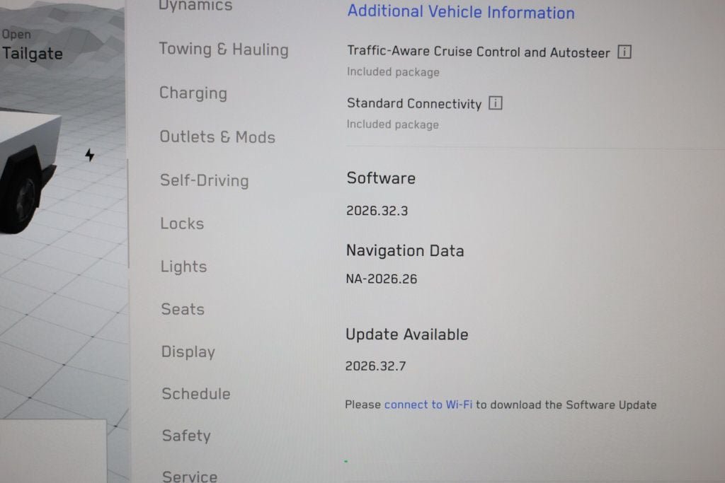 Used 2025 Tesla Cybertruck AWD Crew Cab image 16