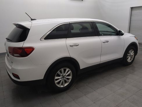 Used 2020 Kia Sorento LX FWD image 10