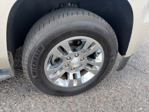 Used 2017 Chevrolet Tahoe LT w/ Max Trailering Package RWD image 13