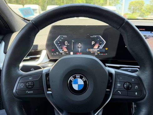 Used 2025 BMW X2 xDrive28i w/ Premium Package AWD/4WD image 40
