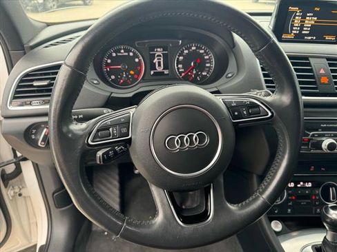 Used 2018 Audi Q3 2.0T Premium w/ Convenience Package image 10