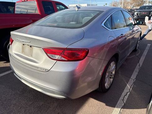 Used 2015 Chrysler 200 Limited w/ Convenience Group image 3