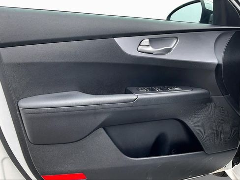 Used 2023 Kia Forte LXS FWD image 41