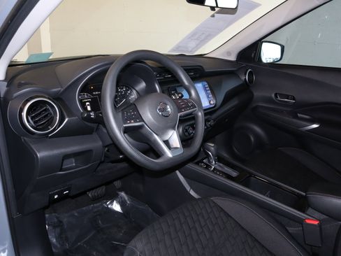 Used 2021 Nissan Kicks SV image 21