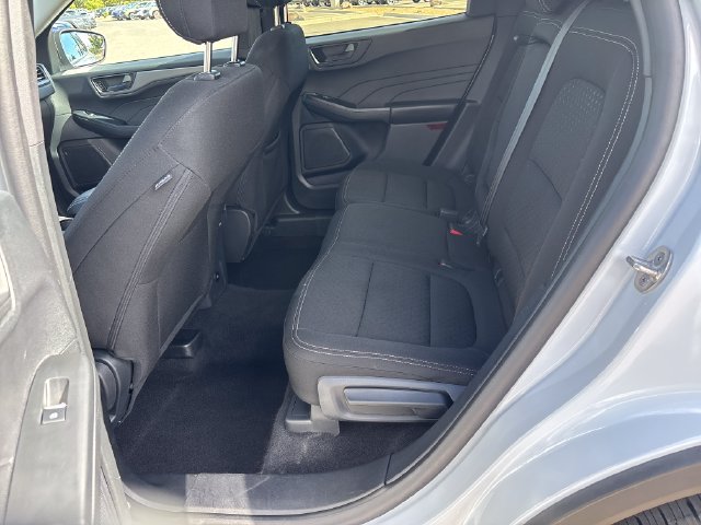 Used 2025 Ford Escape Active AWD/4WD image 17