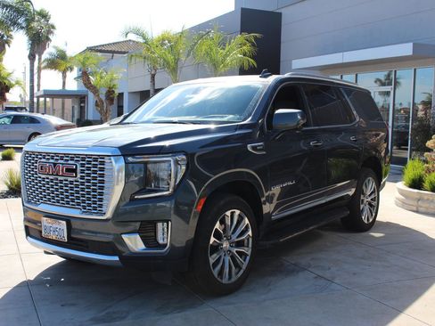 Used 2021 GMC Yukon Denali w/ Advanced Technology Package image 6