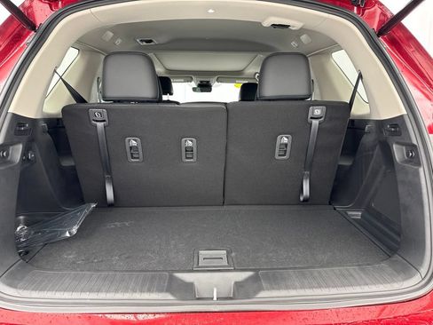 New 2026 Honda Pilot Touring image 10
