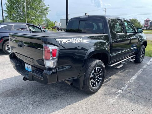 Used 2023 Toyota Tacoma TRD Sport w/ Advanced Technology Package AWD/4WD image 3