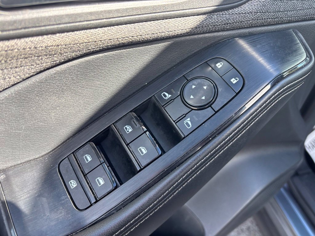 Used 2021 Nissan Rogue SV AWD/4WD image 17