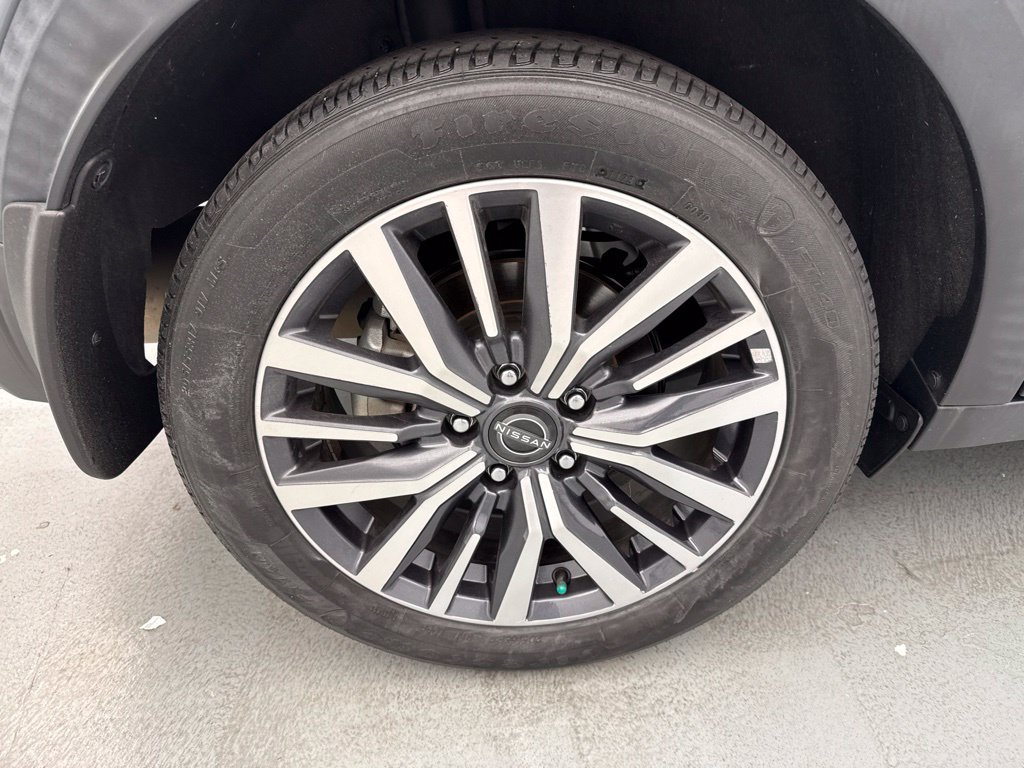 Used 2023 Nissan Kicks SV FWD image 11
