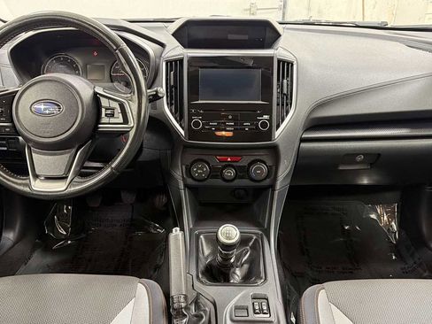 Used 2019 Subaru Crosstrek 2.0i Premium AWD/4WD image 25