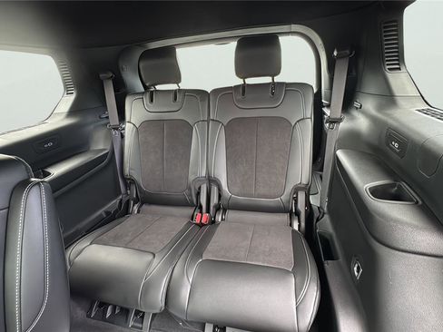 New 2025 Jeep Grand Cherokee L Altitude AWD/4WD image 26