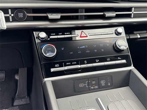 New 2026 Hyundai Santa Fe SEL image 24