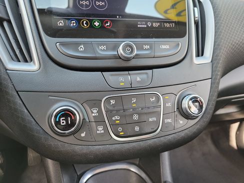 Used 2023 Chevrolet Malibu LT FWD image 28