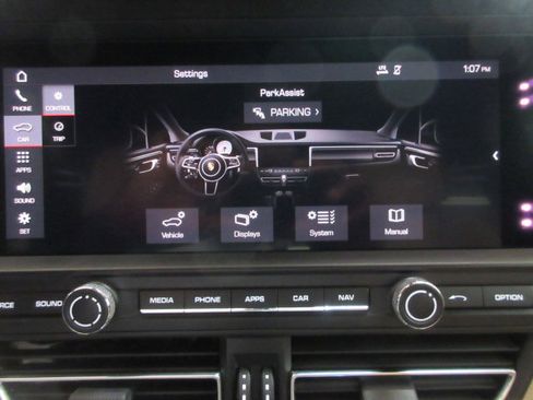 Used 2019 Porsche Macan image 32