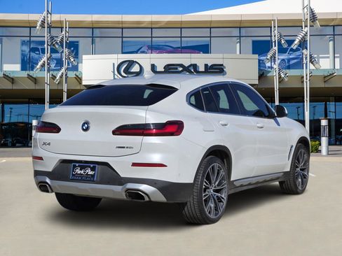 Used 2022 BMW X4 xDrive30i w/ Parking Assistance Package image 3
