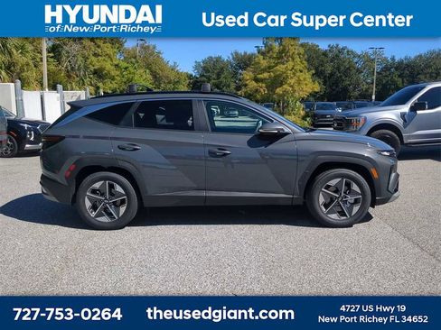 New 2026 Hyundai Tucson SEL image 8