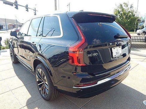 New 2026 Volvo XC90 B6 Plus w/ Protection Package Premier AWD/4WD image 10