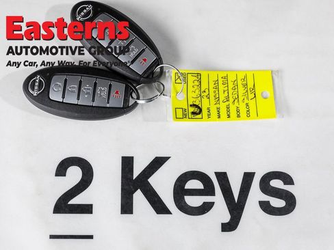 Used 2023 Nissan Altima 2.5 SR image 22