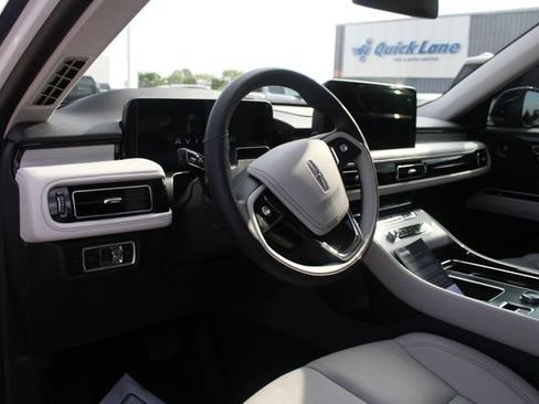 New 2026 Lincoln Aviator Reserve AWD/4WD image 31