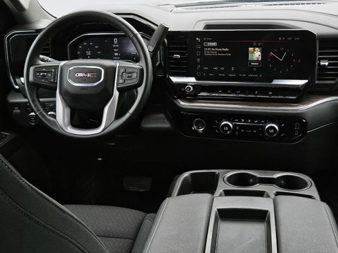 Used 2024 GMC Sierra 1500 Elevation AWD/4WD image 14