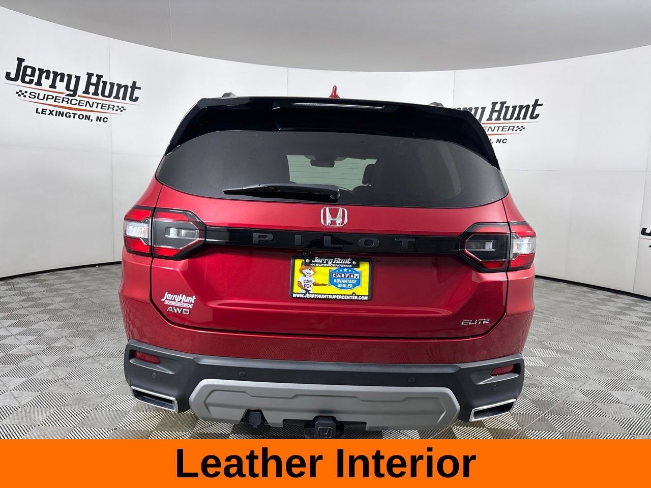Used 2025 Honda Pilot Elite image 6