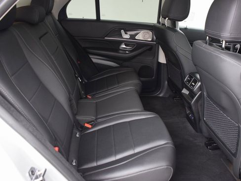 Used 2025 Mercedes-Benz GLE 350 4MATIC image 18