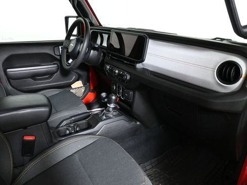 Used 2024 Jeep Wrangler Sport S image 25