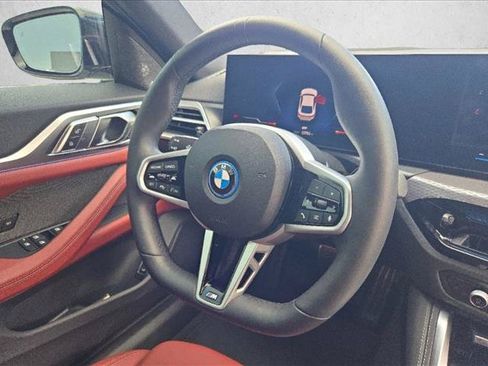 Used 2025 BMW i4 xDrive40i w/ M Sport Package AWD/4WD image 28