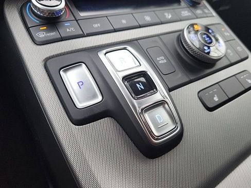 Certified 2025 Hyundai Palisade SEL image 25