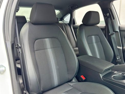 Used 2023 Honda Civic Sport image 30