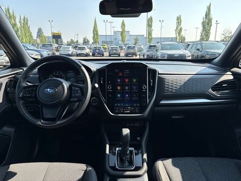 Used 2025 Subaru Forester Premium AWD/4WD image 11