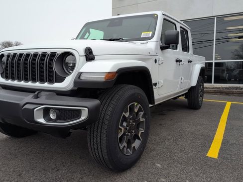 New 2026 Jeep Gladiator Sport AWD/4WD image 8