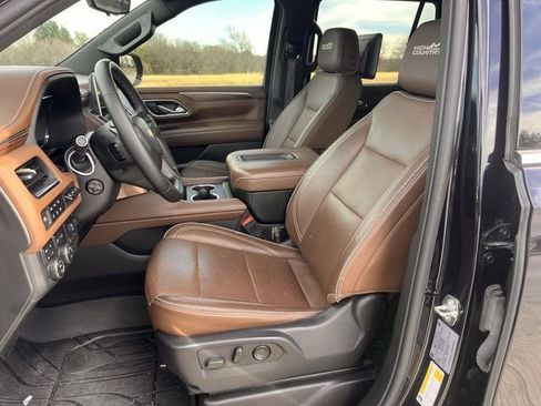 Used 2023 Chevrolet Tahoe High Country image 23