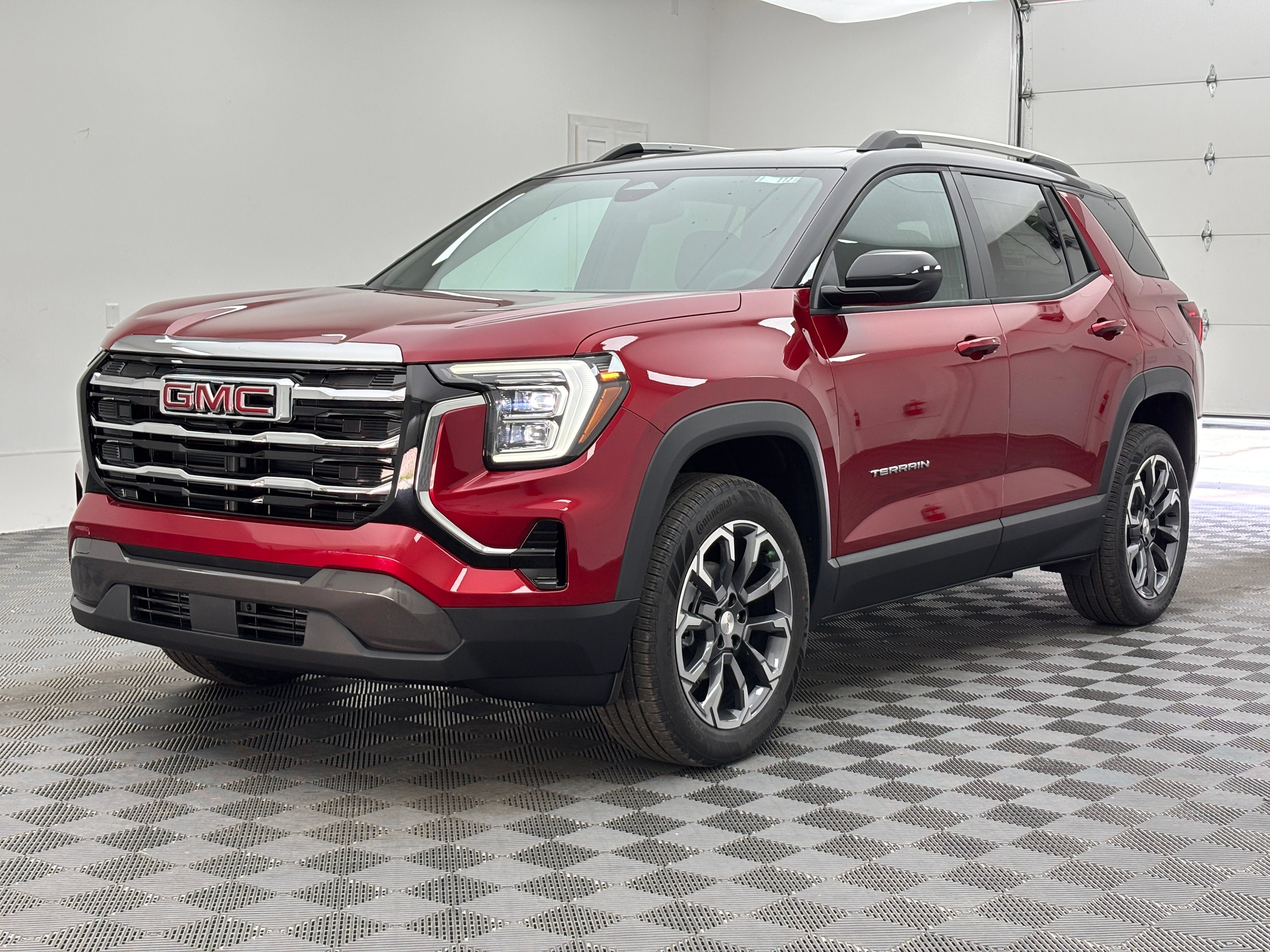 New 2027 GMC Terrain Elevation w/ Elevation Premium Package FWD image 2