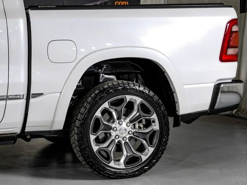 Used 2022 RAM 1500 Limited AWD/4WD image 13