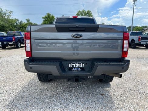 Used 2022 Ford F250 XLT w/ Black Appearance Package AWD/4WD image 7