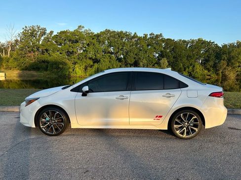 Used 2021 Toyota Corolla LE w/ Carpet Mat Package (TMS) image 2