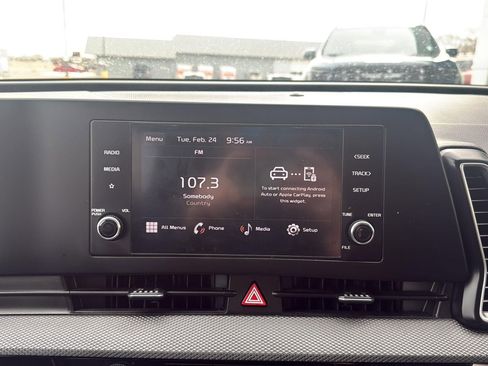 Used 2024 Kia Sportage LX image 18