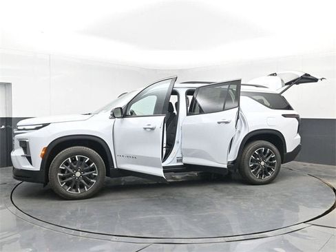 New 2026 Chevrolet Traverse LT image 69