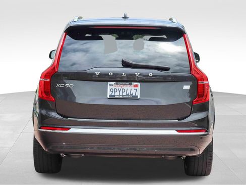Used 2024 Volvo XC90 T8 Ultimate AWD/4WD image 7