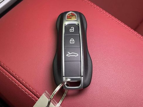 Used 2026 Porsche 911 Carrera 4S AWD/4WD image 41