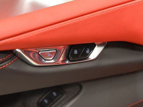 Used 2021 Chevrolet Corvette Stingray Preferred Cpe w/ 2LT image 17