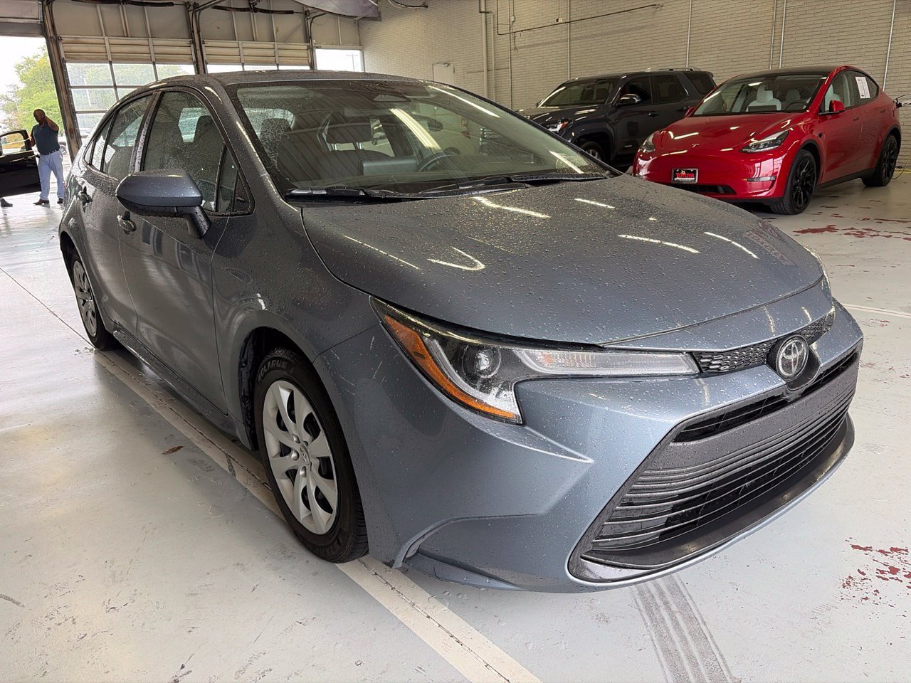 Used 2025 Toyota Corolla LE FWD image 3