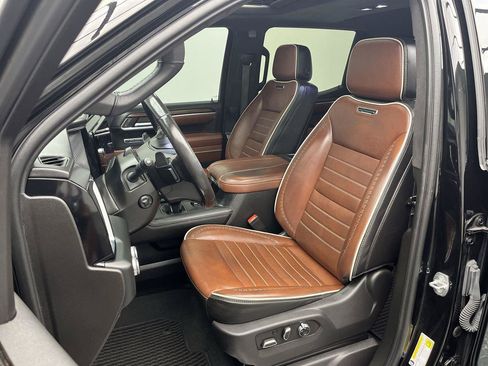 Certified 2024 GMC Sierra 1500 Denali Ultimate AWD/4WD image 11