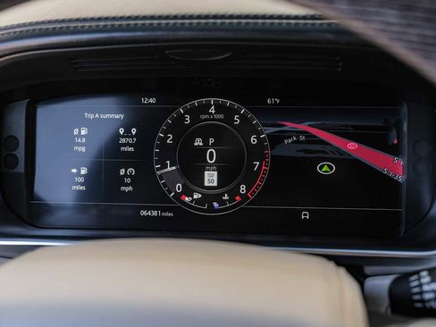 Used 2020 Land Rover Range Rover Long Wheelbase Autobiography image 20