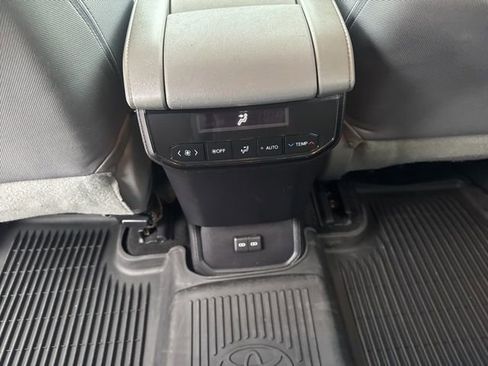 Certified 2023 Toyota Highlander LE image 16