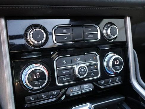 Certified 2023 GMC Yukon Denali AWD/4WD image 35